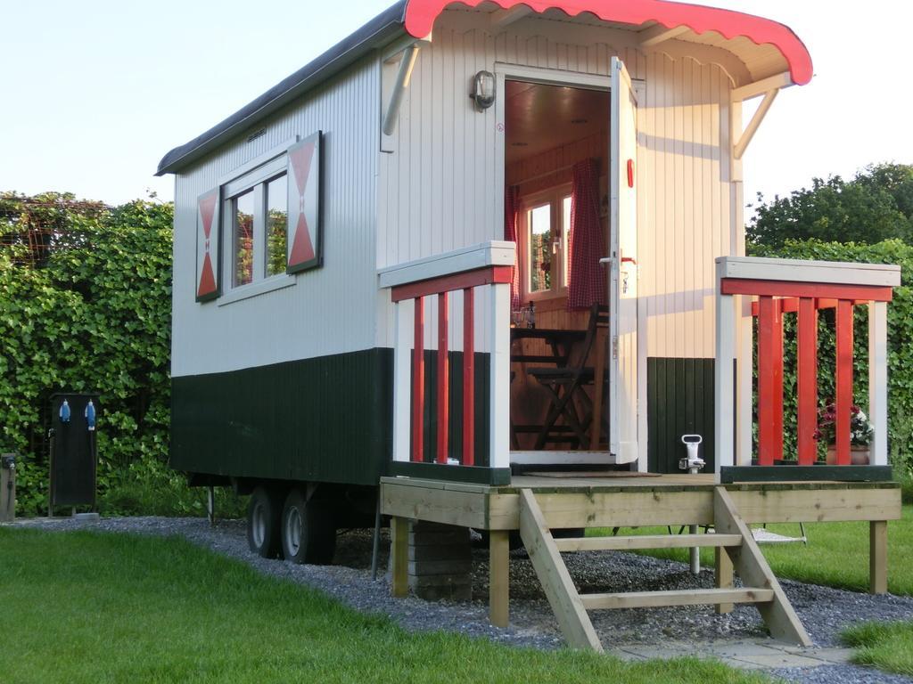 Pipowagen Camping Puur Genieten Bed and Breakfast Someren Kamer foto