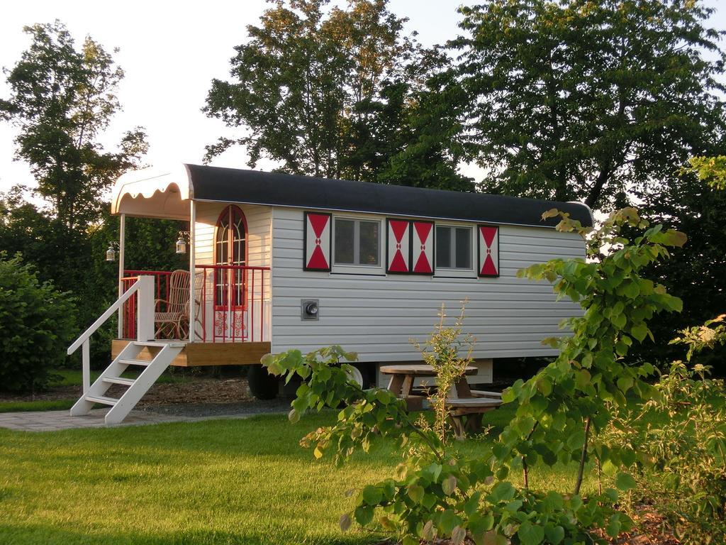 Pipowagen Camping Puur Genieten Bed and Breakfast Someren Kamer foto