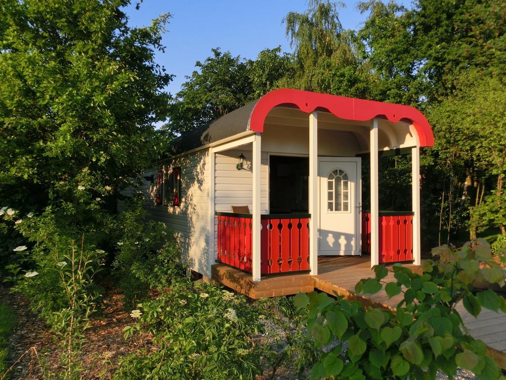 Pipowagen Camping Puur Genieten Bed and Breakfast Someren Kamer foto